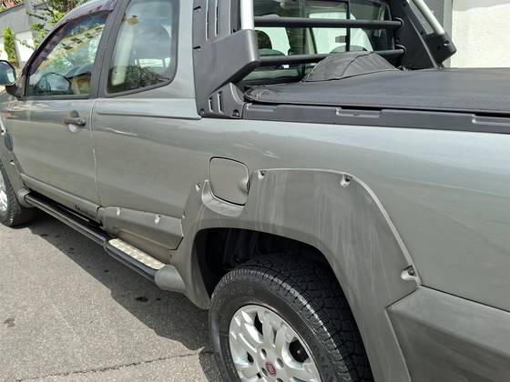 FIAT STRADA 1.8 MPI ADVENTURE CE 16V FLEX 2P MANUAL FIAT STRADA 1.8 MPI ADVENTURE CE 16V FLEX 2P MANUAL